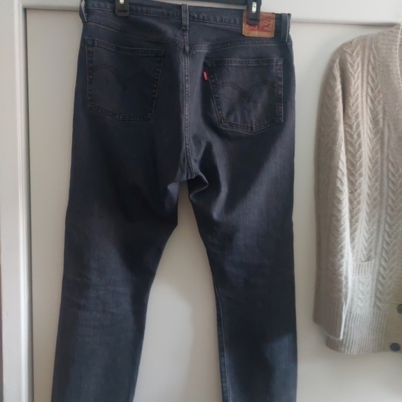 Levi's 501 Cropped raw hem Buttonfly jeans 31 Washed black Straight Leg 31x28 - Picture 4 of 14